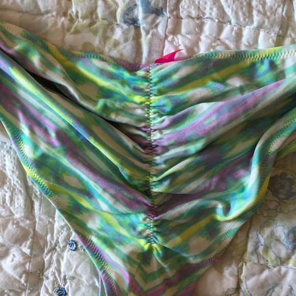 Victoria’s Secret Bikini Set Bandeau - Picture 3 of 5